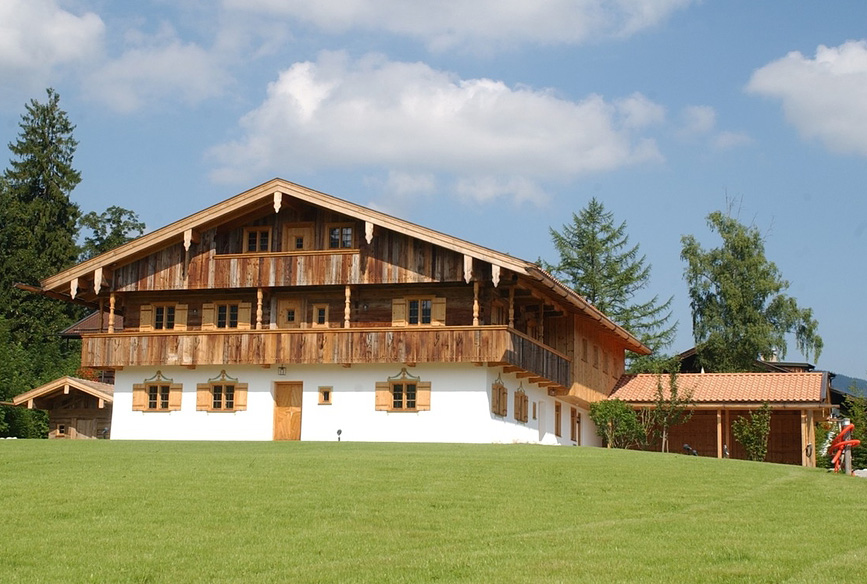 Denkmalgeschütztes Bauernhaus am Tegernsee - Moser Hausbau GesmbH